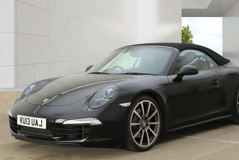 Porsche 911 Convertible C4S