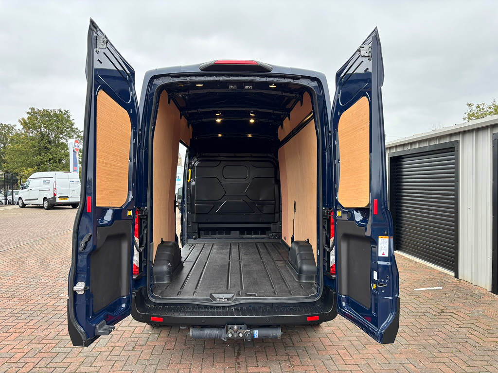 Longer Extra Long & High VanWheelbase Van Manual & Auto Gearbox Available