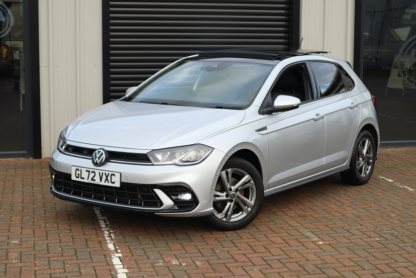 An image of a VW Polo continental.